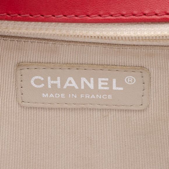 Chanel Perforated Lambskin New Medium Boy Bag - Picture 8 of 15